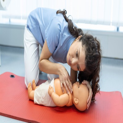 First Aid and CPR for Infants and Toddlers - A Guide for Parents and Caregivers